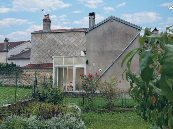 Maison 6 pièces 110 m²