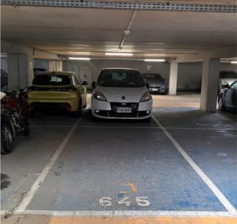 Place de parking privée et sécurisée - Gare de Tours Centre