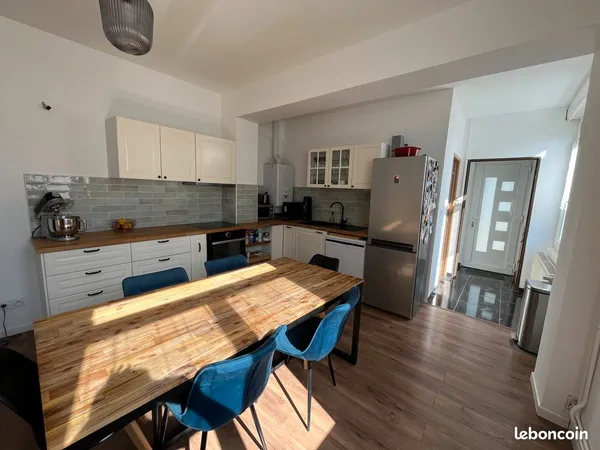 Maison rénovée 70 m² - 2 chambres - Centre Phalempin - Gare à 8 min