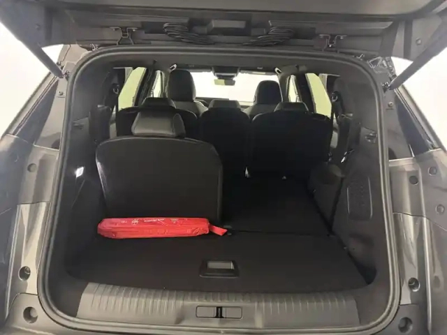 Peugeot 5008 plug-in hybrid 195 e-dcs7 — photo 5