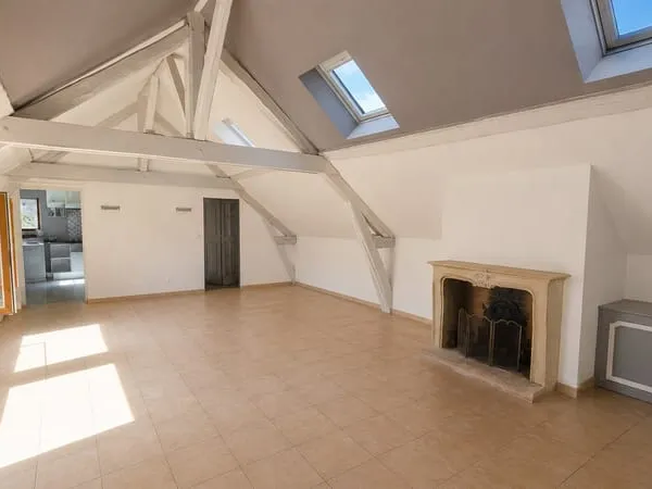 À louer Appartement 3 chambres de 132,45 m2 à Tours