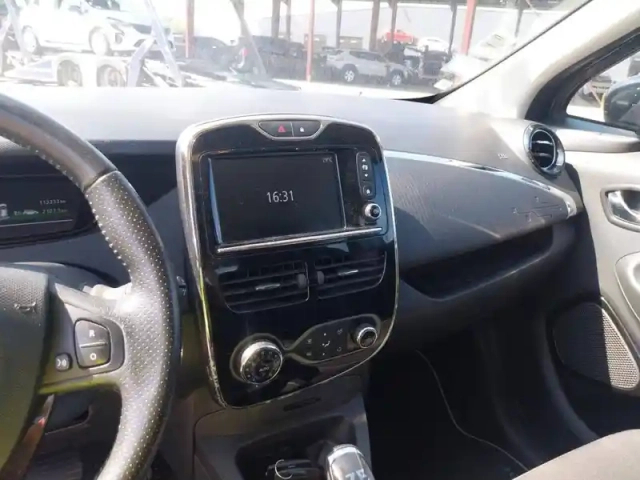 Renault Zoé zoe r90 achat intégral — photo 14