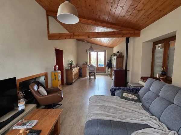 Maison de village - Granges et jardin - Aydat