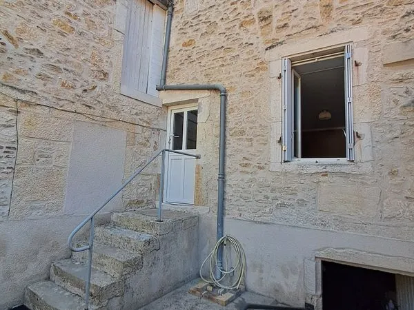 🏡 Maison en pierre entièrement rénovée