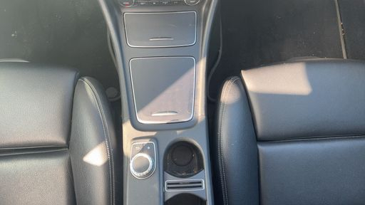 Mercedes Classe GLA 180 CDi 109 7G-DCT - Sensation – 2018 – 85614 km – Diesel – Boîte Automatique — photo 6