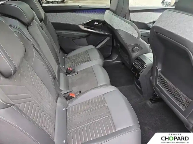 Peugeot 5008 hybrid 136 e-dcs6 — photo 20