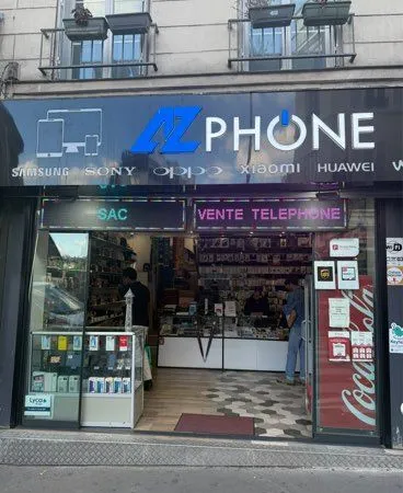 À VENDRE - BOUTIQUE PARIS 18e - PROCHE MONTMARTRE