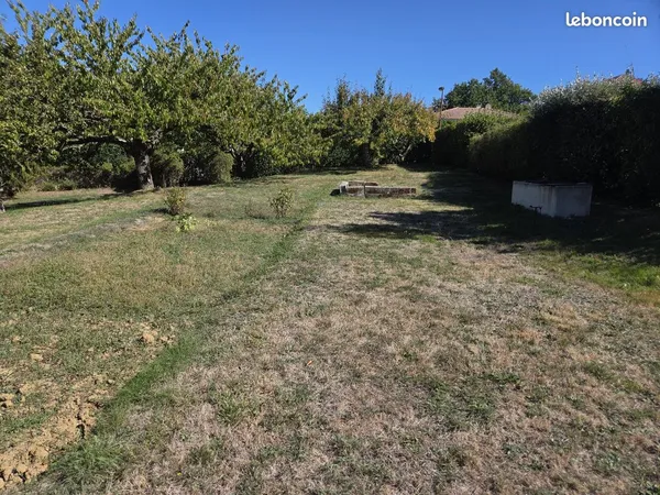 Terrain 648 m² Lentiol