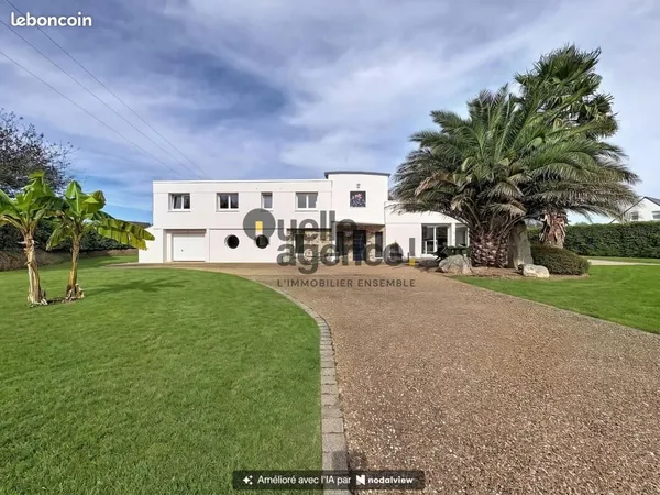 Maison 7 pièces 204 m²