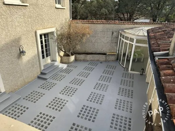 Maison 6 pièces 352 m²