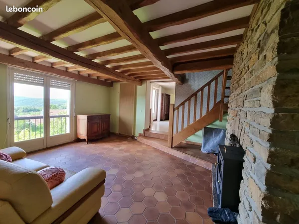 Maison 10 pièces 325 m²