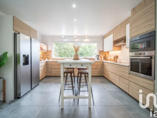 Maison 7 pièces 165 m²