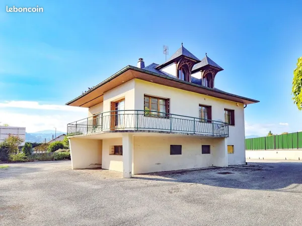 Maison 8 pièces 127 m²