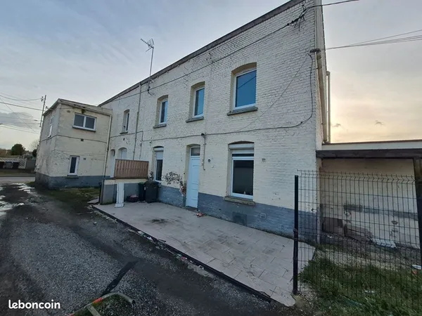 Maison 9 pièces 212 m²