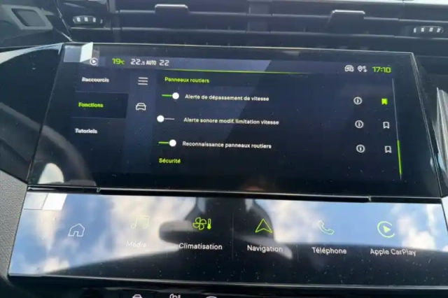Peugeot 308 hybrid 145 e-dcs6 — photo 139