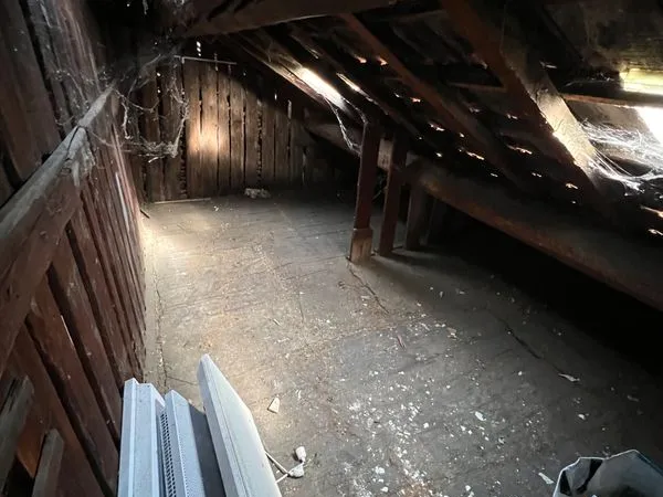 Grenier à louer 17.1m2
