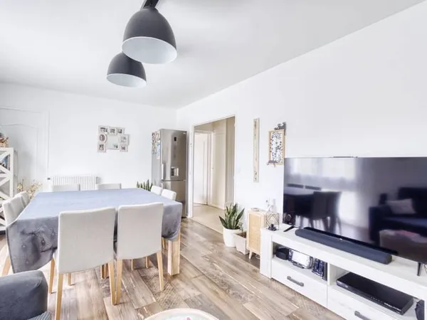 Appartement 4 pièces 80 m²