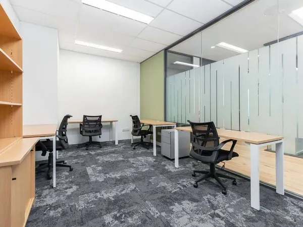 Bureau 159 m²