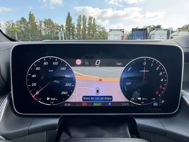Mercedes Glc suv 300 de hybrid eq 4matic amg line + — photo 21