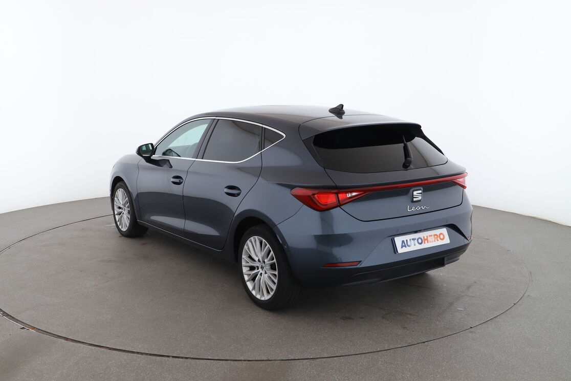 Seat Leon 1.5 eTSI Xcellence DSG7 — photo 3