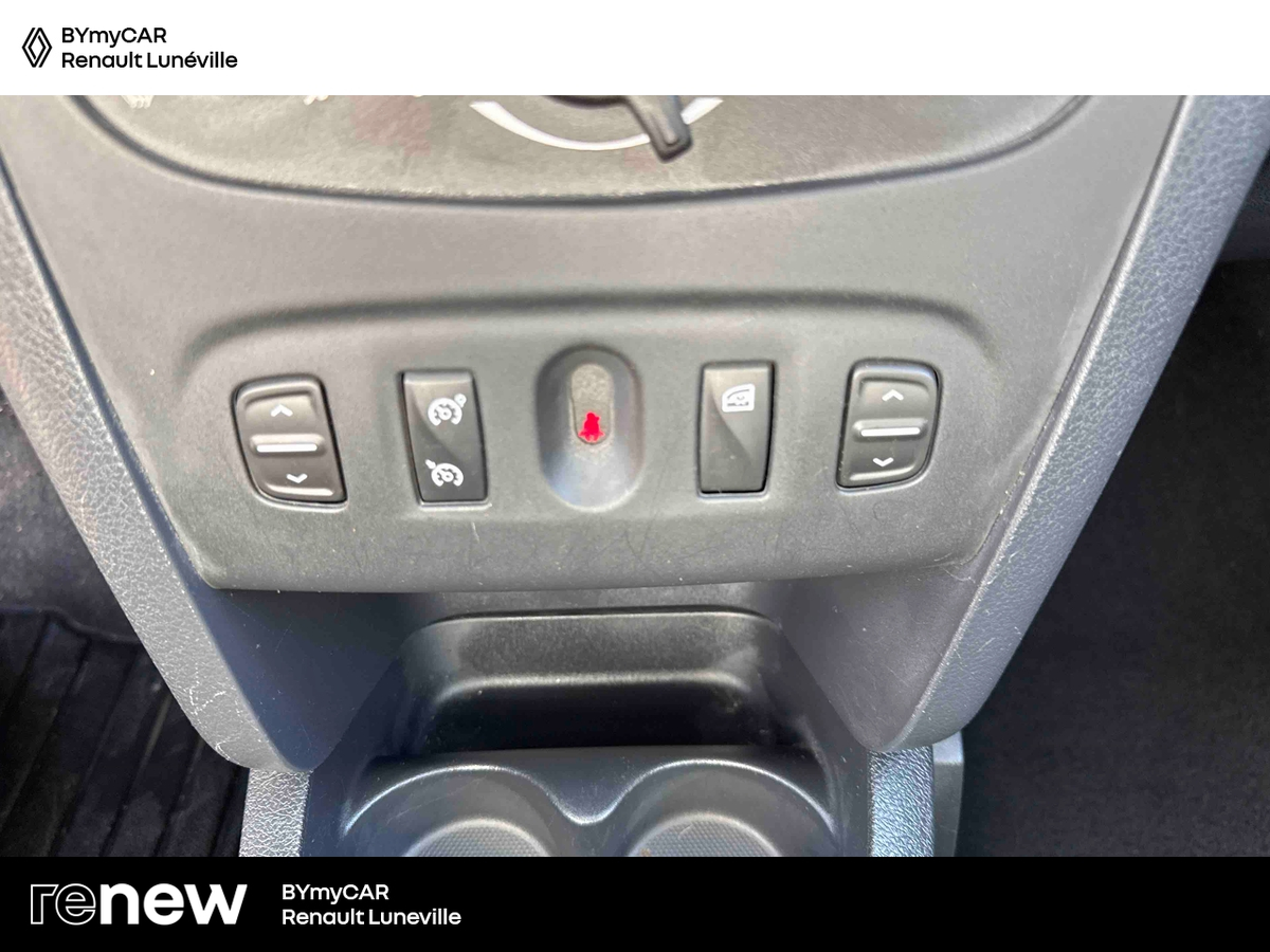 Dacia Sandero TCe 90 — photo 20