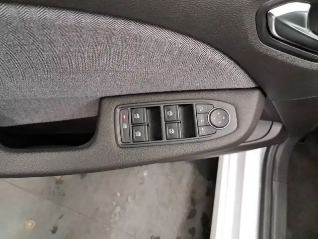 Renault Clio eco-g 100 gsr2 — photo 70