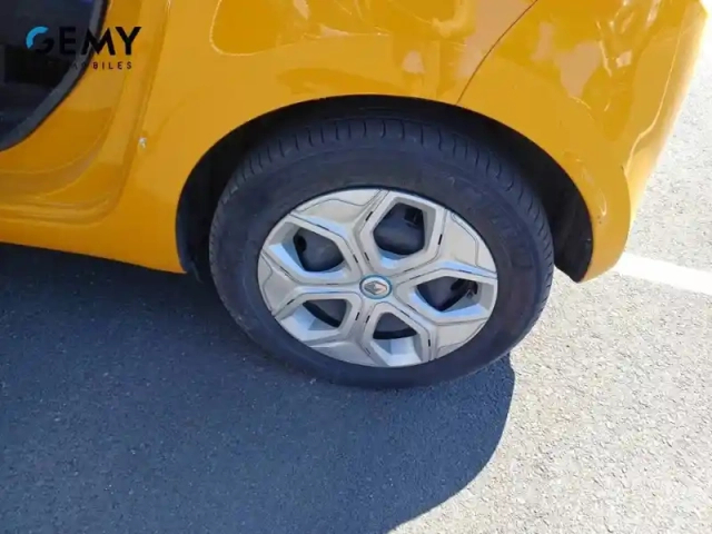 Renault Twingo iii achat intégral - 21 — photo 11