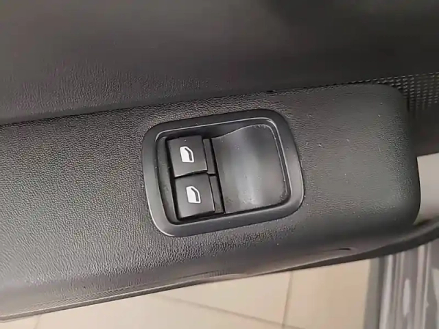 Citroën C3 puretech 83 s&amp;s bvm5 — photo 49