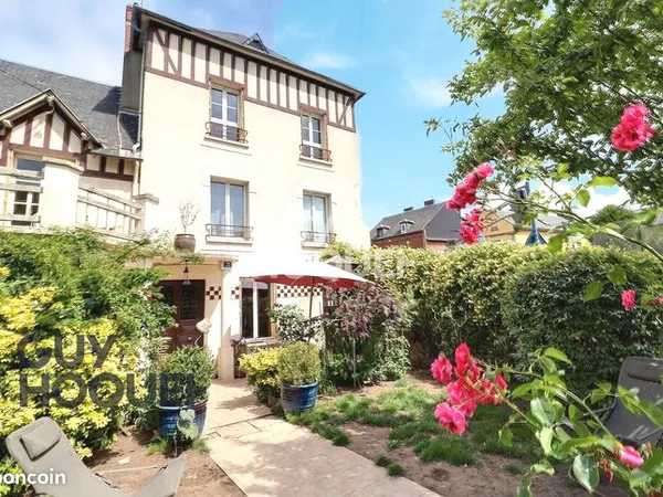 Maison de ville 6 pièces 160 m²