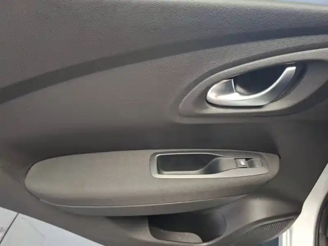 Renault Kadjar blue dci 115 — photo 21