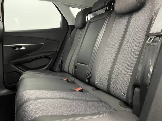 Peugeot 3008 puretech 130ch s&amp;s eat8 — photo 30