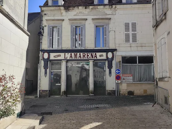 Immeuble de caractère à rénover - fort potentiel