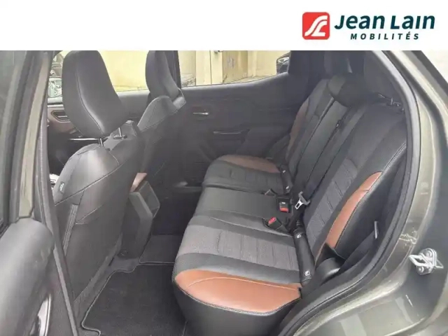 Suzuki Vitara e  61 kwh allgrip — photo 63