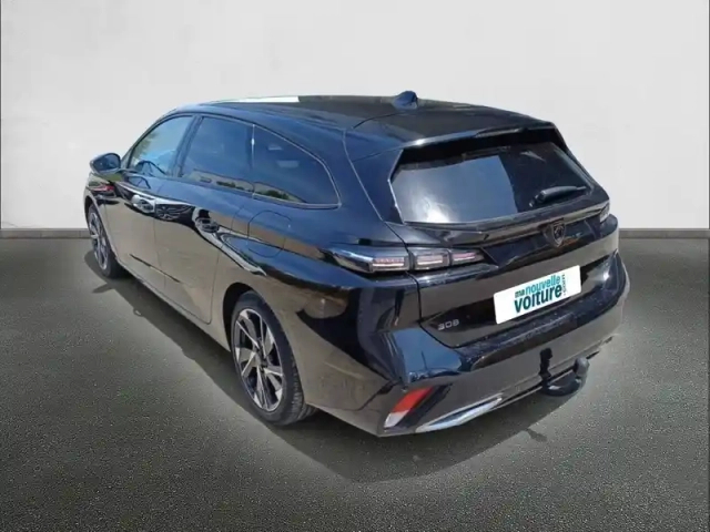 Peugeot 308 sw phev 180 e-eat8 — photo 7