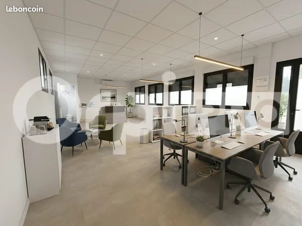 Bureau 90 m²