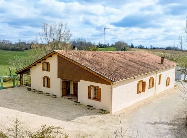 Propriété de caractère avec gîte indépendant, piscine et pa