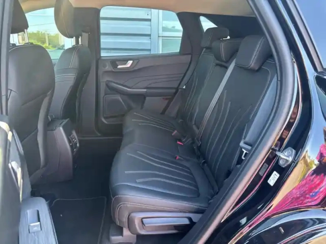 Ford Kuga 2.5 duratec 225ch phev vignale bva — photo 9