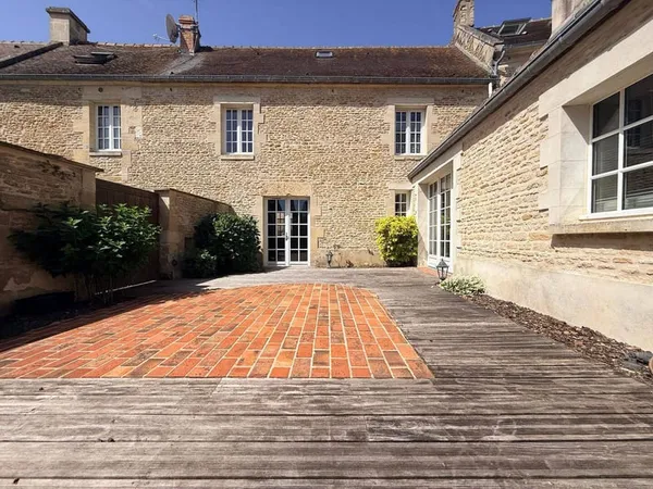 Maison de ville 7 pièces 126 m²