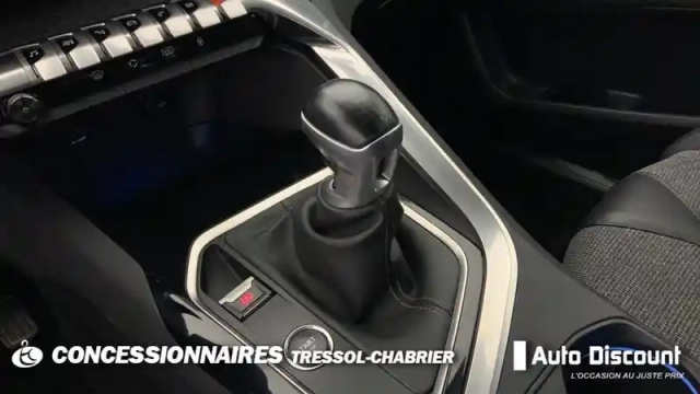 Peugeot 3008 1.2 puretech 130ch s&amp;s bvm6 allure — photo 23