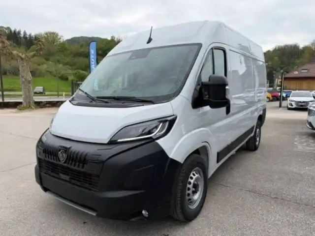 Peugeot Boxer fgn diesel 140 ch l2h2 3.5 t aut.