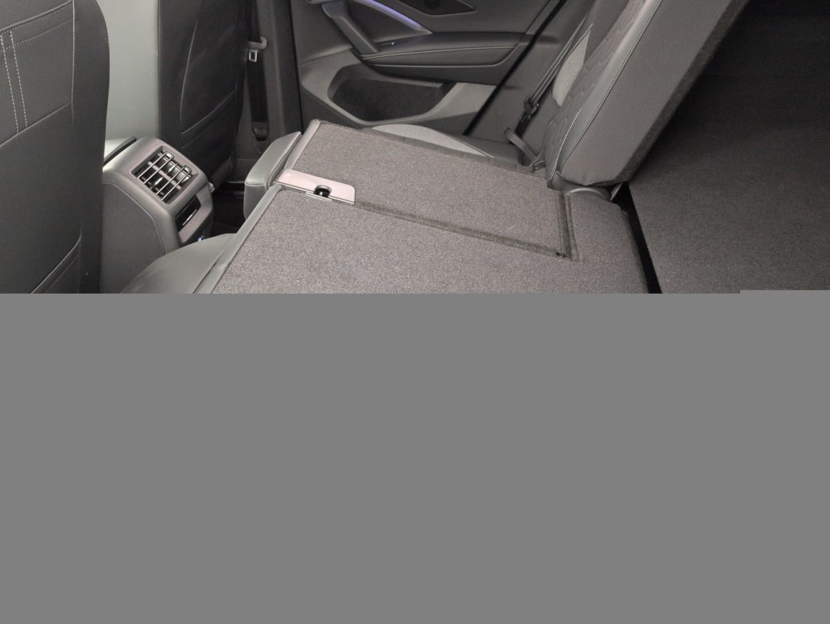 Volkswagen Tiguan — photo 22