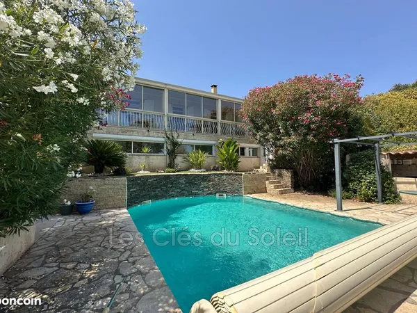 Maison 7 pièces 150 m²