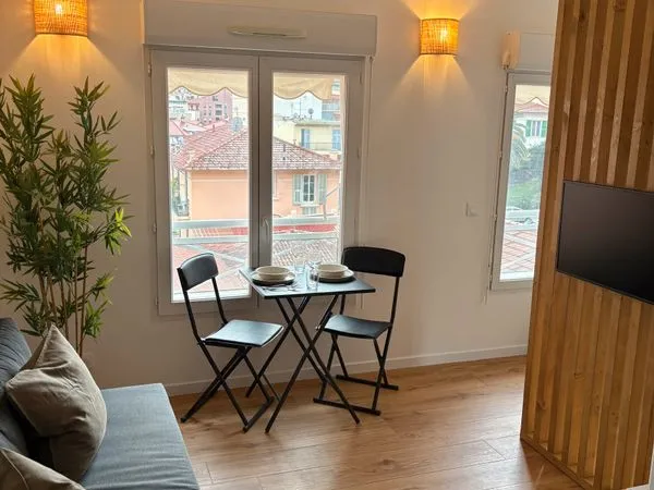 Sea View Apartment - 5min de Monaco
