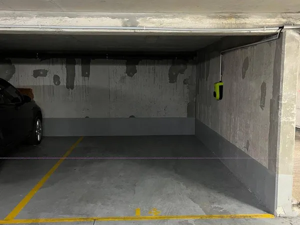 Parking 14 m²