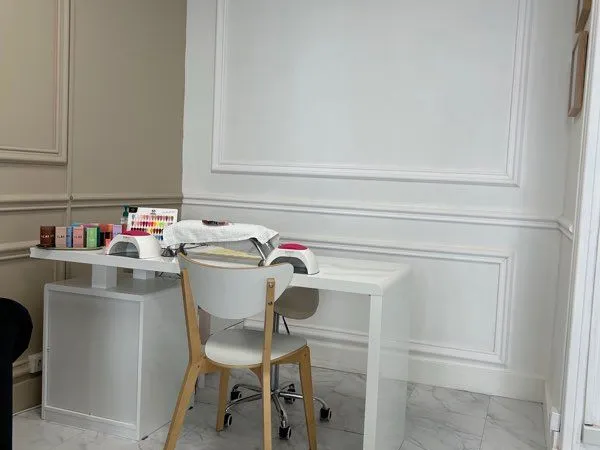 Box à louer pour prothésiste ongulaire