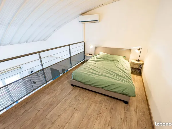 Studio 1 pièce 30 m²