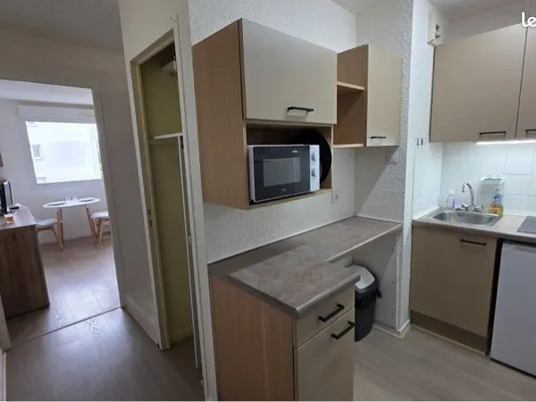 Studio meublé fraîchement rénové et équipé à neuf - Royan 600 CC