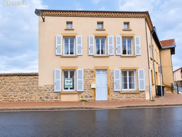 Maison de village 6 pièces 120 m²