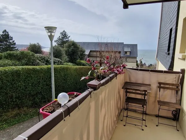 Appartement T2 - Avec balcon et parking privatif - Bénerville-sur-Mer