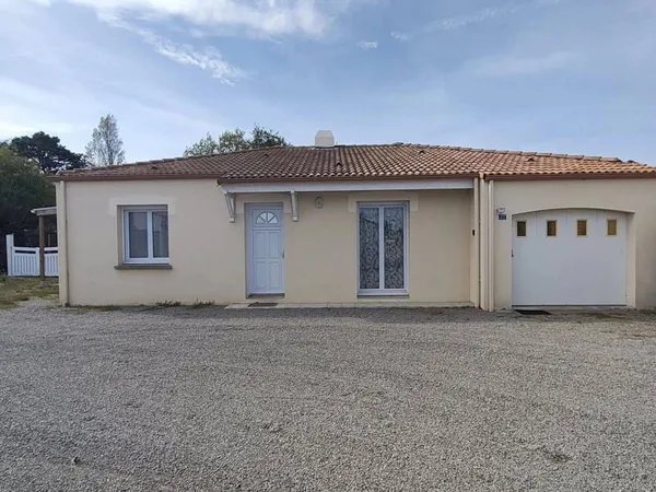 Maison de plain-pied 4 pièces 77 m²